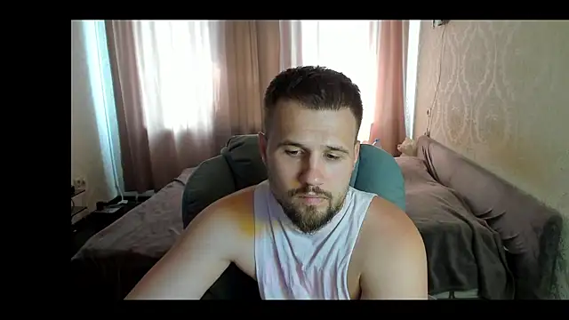 Show modela Vladik_b na web-kameri