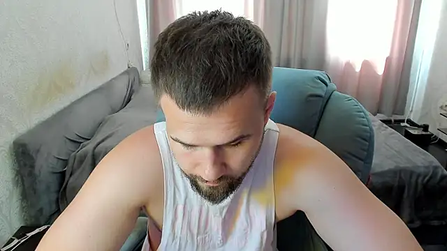 Show modela Vladik_b na web-kameri