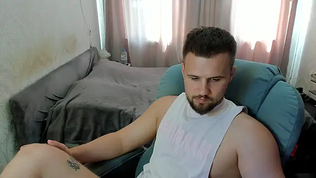 Vladik_b Adlı Modelin Web Kamerası Şovu