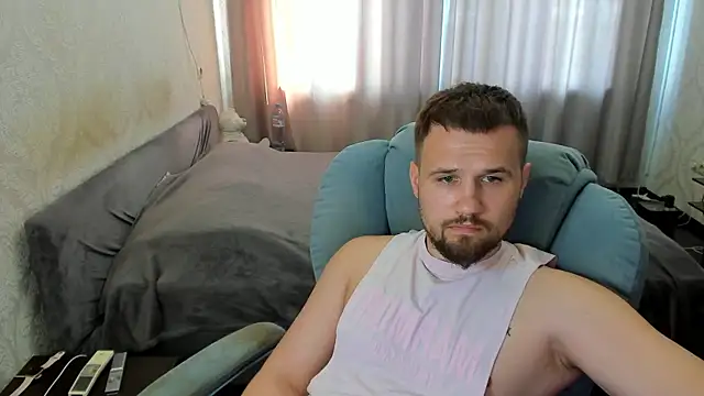 Vladik_b Pertunjukan Webcam