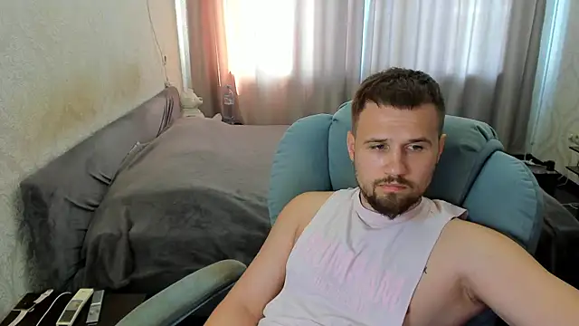 Vladik_bのウェブカメラショー