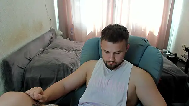 Vladik_b Webcam Show