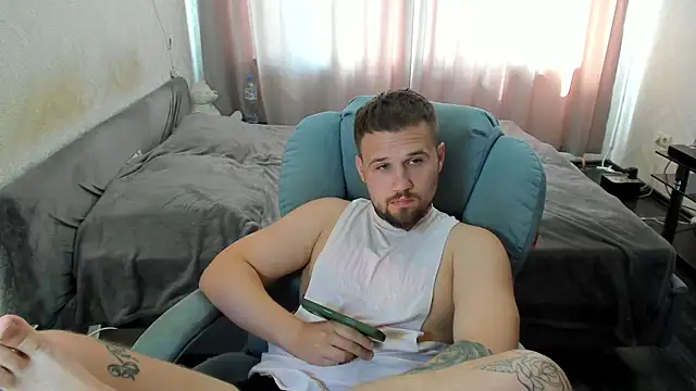 Show de Vladik_b na webcam