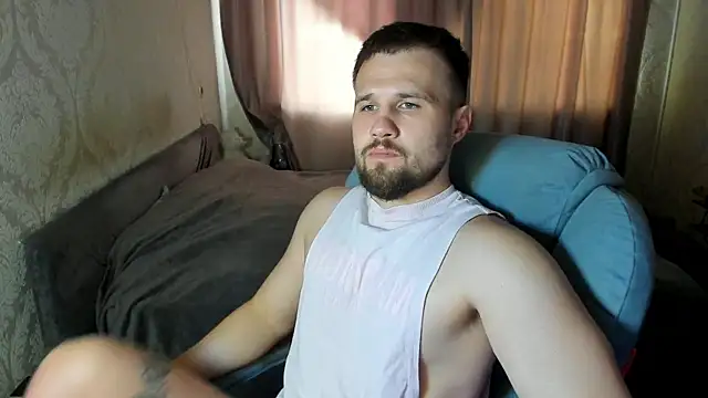 Vladik_b Show Webcam