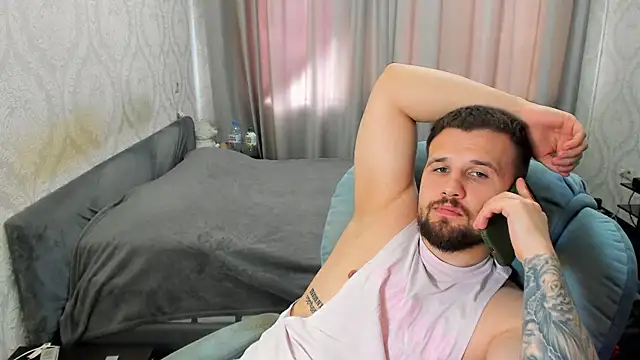 Vladik_b Webcamshow