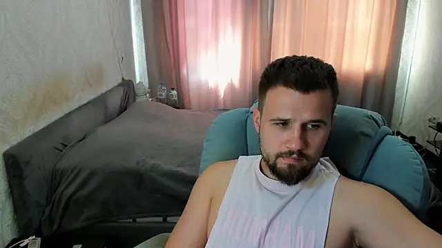 Vladik_b's Webcam Show