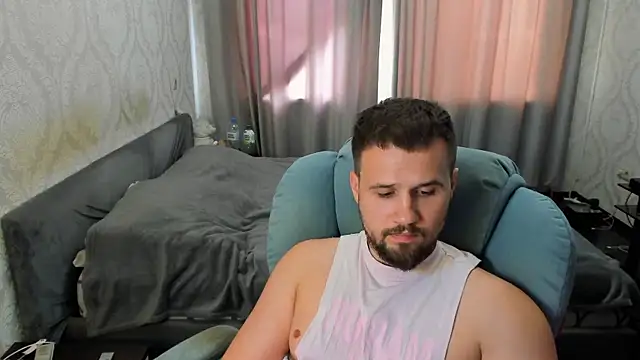 Vladik_b: вебкам-шоу