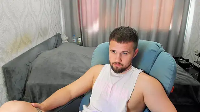 Vladik_b Webcamshow