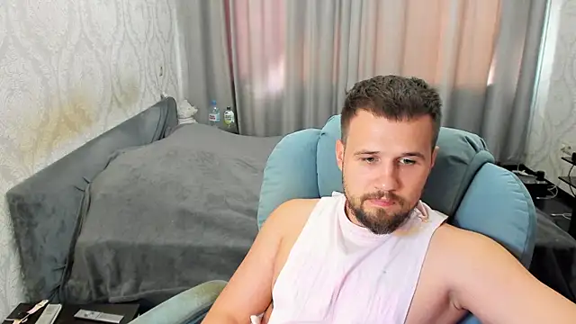 Vladik_b Шоу с уебкамера