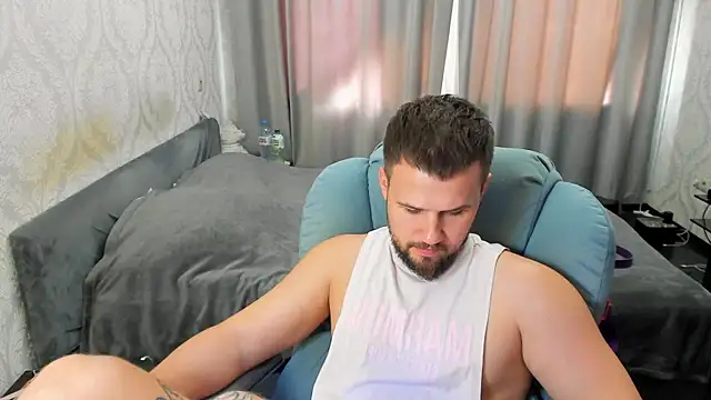 Vladik_b webcam show