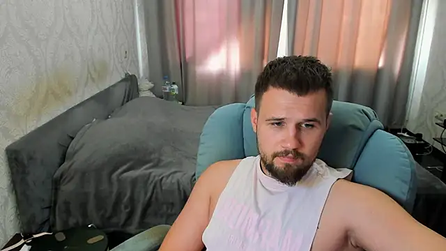 Vladik_b's Webcam Show