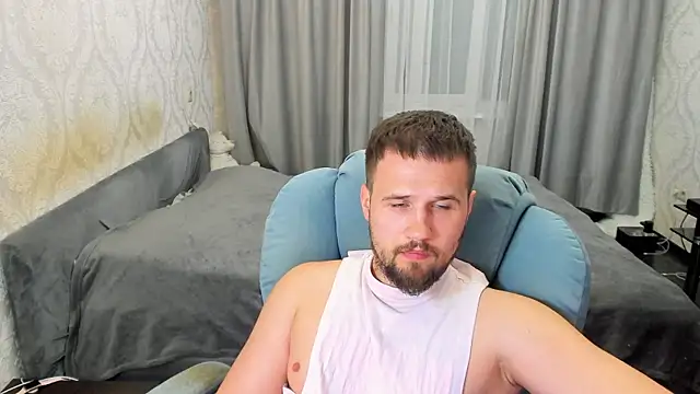 הופעת וובקאם של Vladik_b