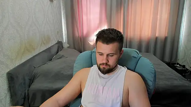 Vladik_b – webcam-show