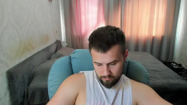 Vladik_b: вебкам-шоу