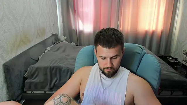 Vladik_b Webcamshow