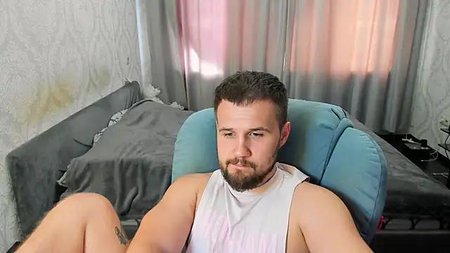 Vladik_b: вебкам-шоу