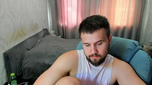 Show de Vladik_b na webcam