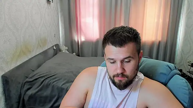Vladik_b Webcam-Show