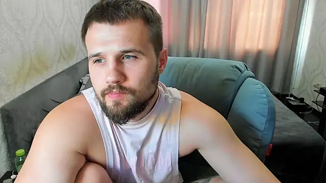 הופעת וובקאם של Vladik_b