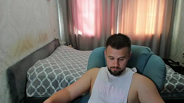 הופעת וובקאם של Vladik_b