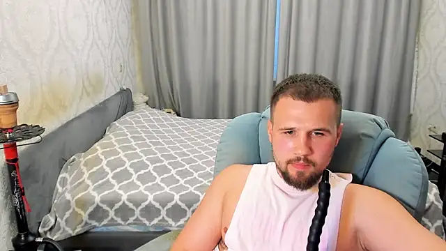 Vladik_b webkamerás műsora