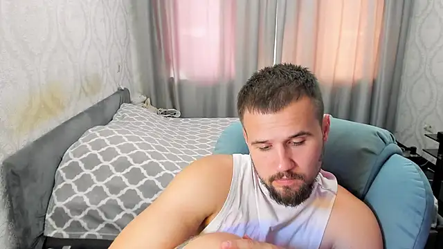Vladik_b: вебкам-шоу