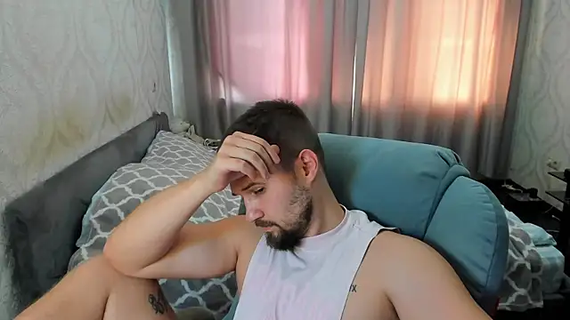 Vladik_b Adlı Modelin Web Kamerası Şovu