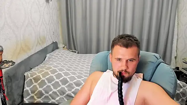 Vladik_b – webcam-show