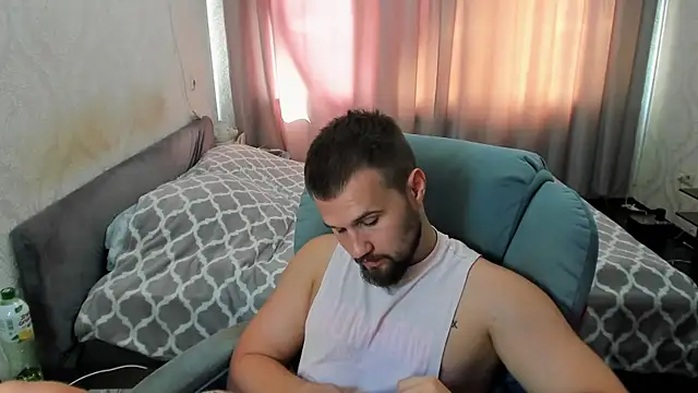 Vladik_b Adlı Modelin Web Kamerası Şovu
