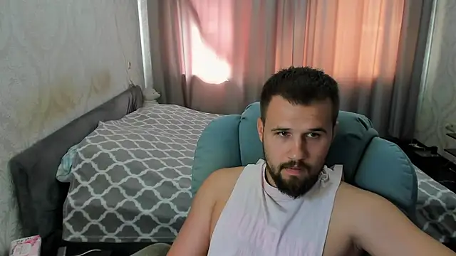 Show de Vladik_b na webcam