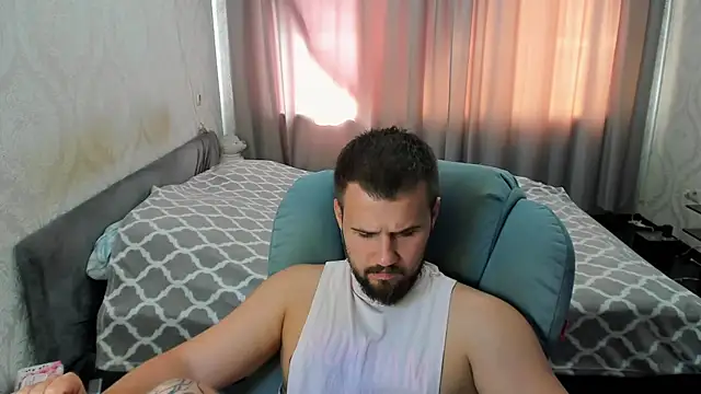 Show de Vladik_b na webcam