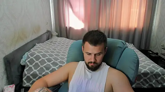 Vladik_b Webcam-Show