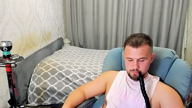 Vladik_b's Webcam Show