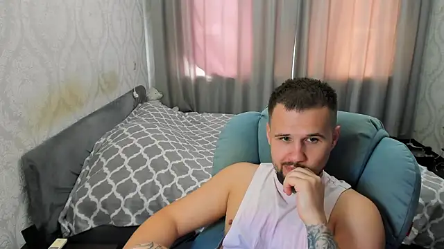Vladik_b Adlı Modelin Web Kamerası Şovu