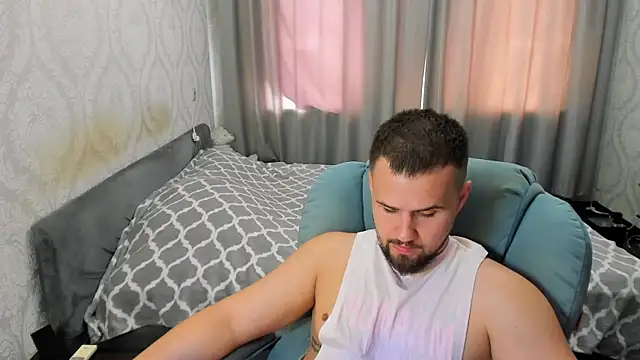 Vladik_b Webcamshow