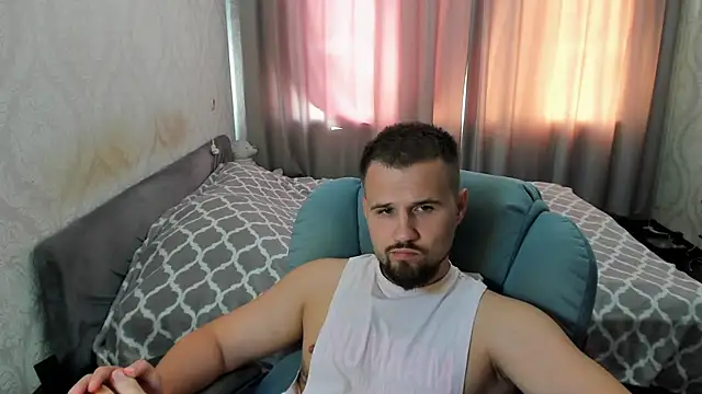 Vladik_b Webcam Show