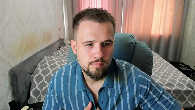 Vladik_bn Webbikameraesitys