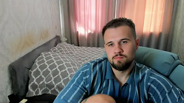 Vladik_b: вебкам-шоу