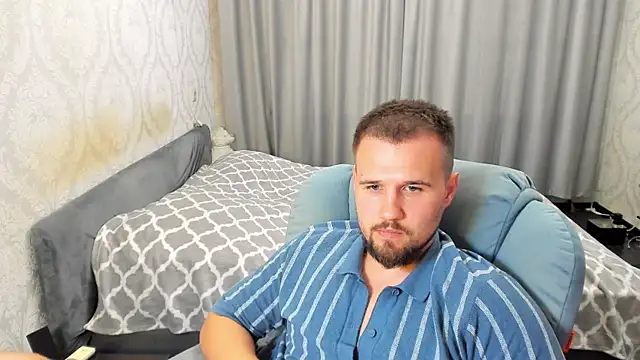 Vladik_bn Webbikameraesitys