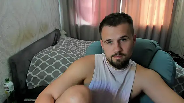 Vladik_b's Webcam Show