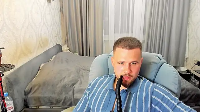 Vladik_b Webcam-Show