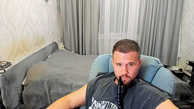 Vladik_b Webcamshow