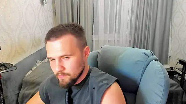 Vladik_b: вебкам-шоу