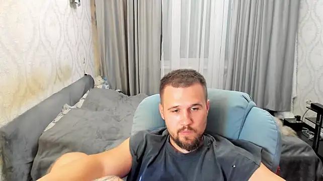 Vladik_b webcam show