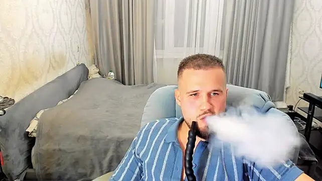 Show modela Vladik_b na web-kameri