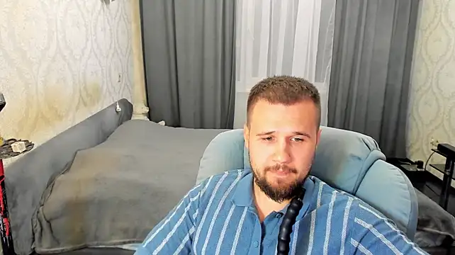 Vladik_b Webcam Show