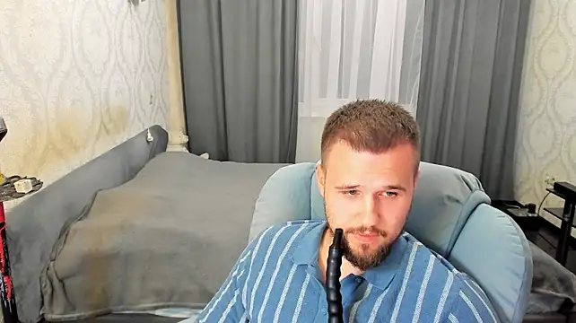 Vladik_b Adlı Modelin Web Kamerası Şovu