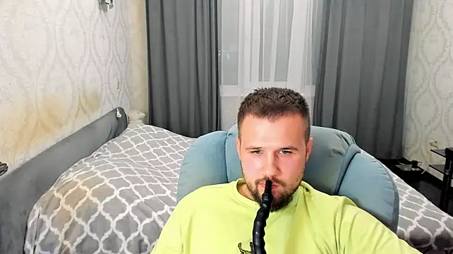 Show modela Vladik_b na web-kameri