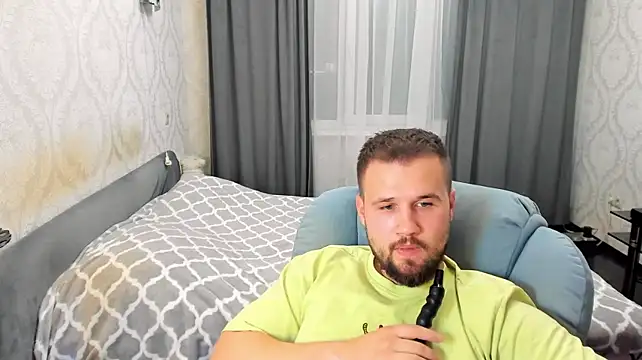 Vladik_b webkamerás műsora