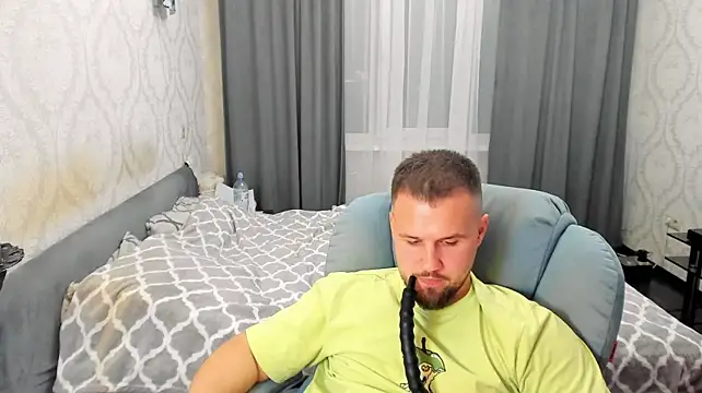 Vladik_b Webcam Show